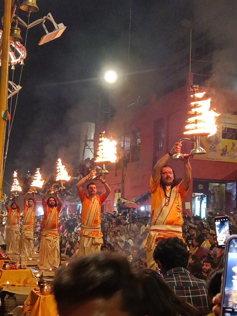 banaras arti.jpg